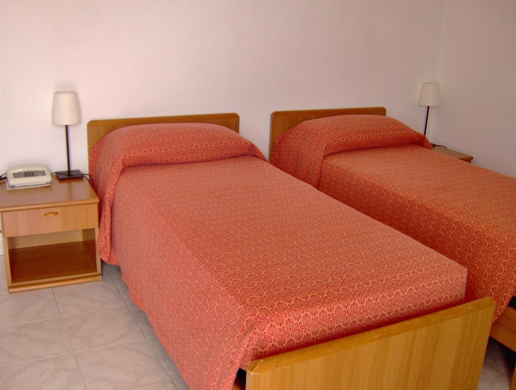 Hotel Svizzero Sangineto Quarto foto